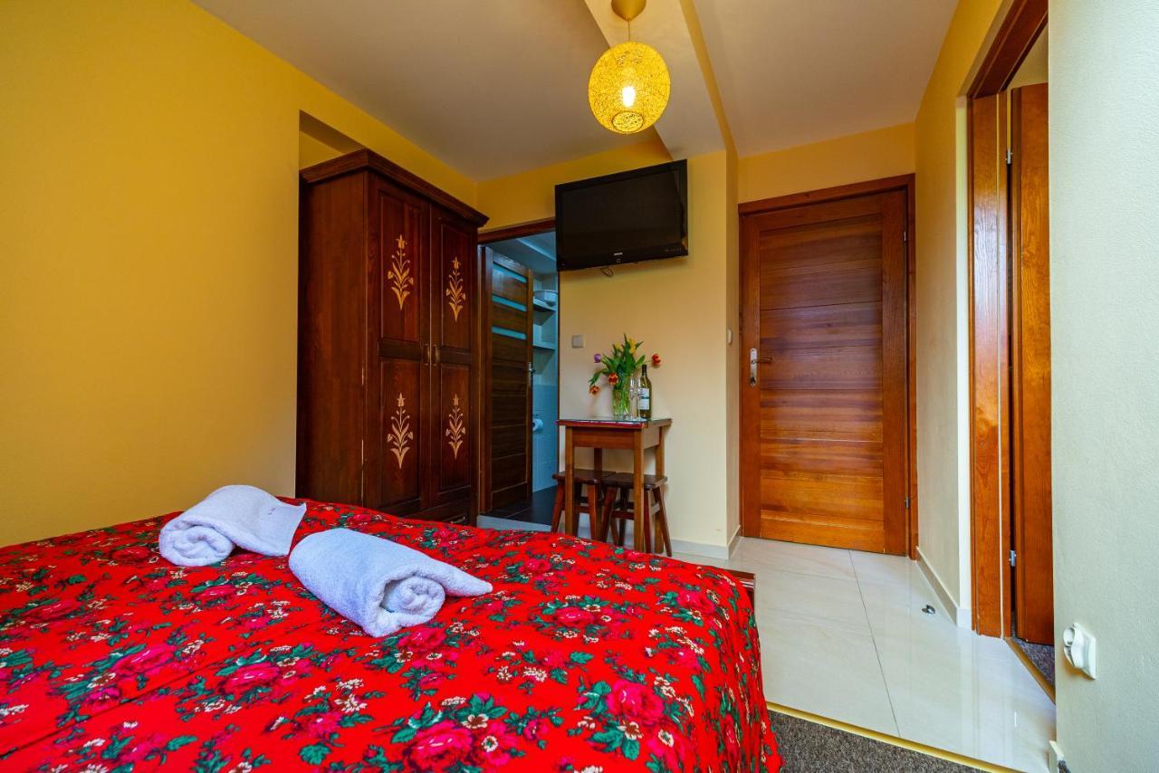 Apartamenty I Pokoje W Willi Na Ubocy Suche Esterno foto