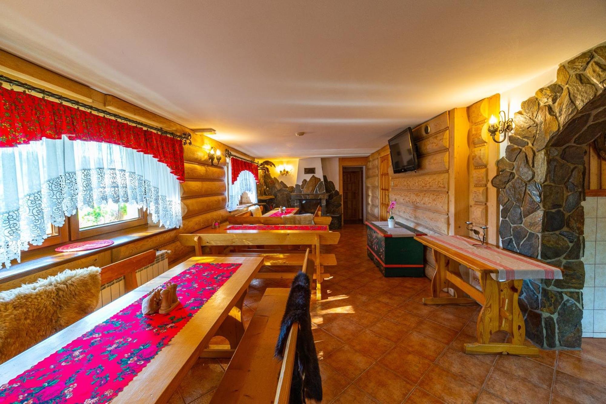 Apartamenty I Pokoje W Willi Na Ubocy Suche Esterno foto